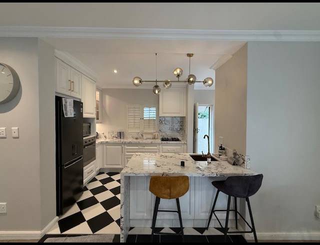 3 BEDROOM PROPERTY TO RENT IN BRYANSTON